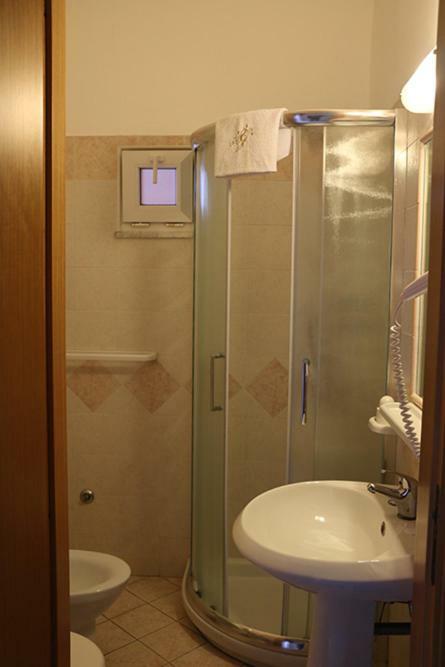 B&B Gattopardo คาริอาตี ภายนอก รูปภาพ