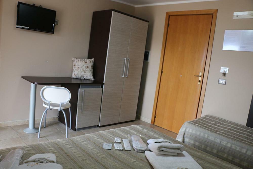 B&B Gattopardo คาริอาตี ภายนอก รูปภาพ